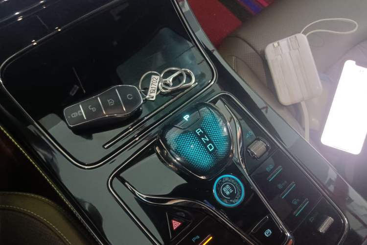 Used BYD Han 2024 EV Glory Edition 506KM Front-Wheel-Drive Premium Model