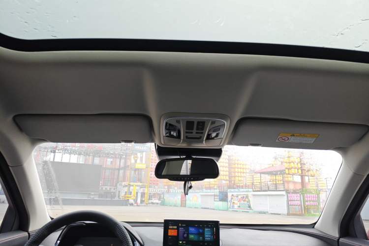 Used Wey VV5 2017 2.0T Ultra-Luxury Version
