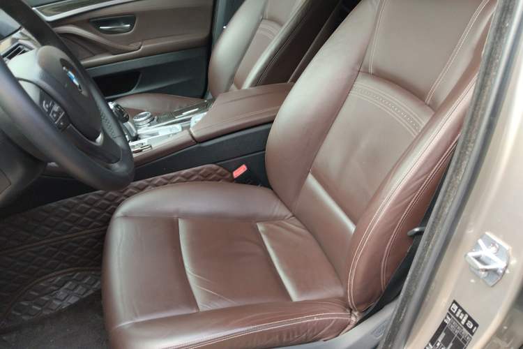 Used BMW 5 Series 2014 525Li Luxury Design Package
