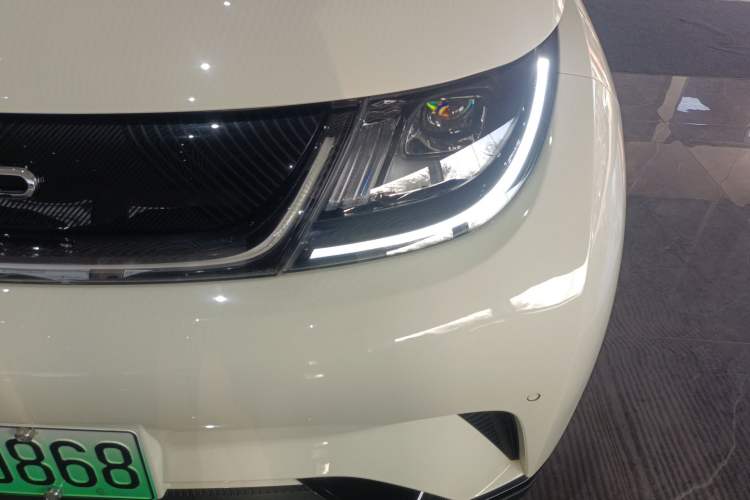 Used BYD Dolphin 2023 420 km Fashion Edition
