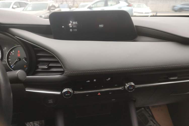 Used Mazda Mazda 3 Axela 2021 2.0L Automatic ZhiZun Edition