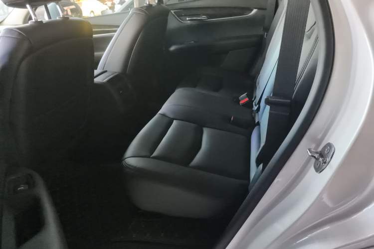 Used Cadillac XT5 2018 28T Four-Wheel Drive Luxury Model
