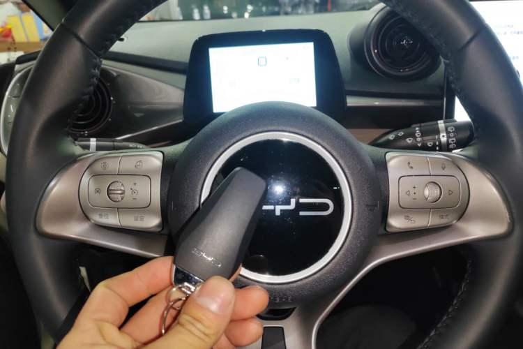 Used BYD Dolphin 2023 420 km Fashion Edition