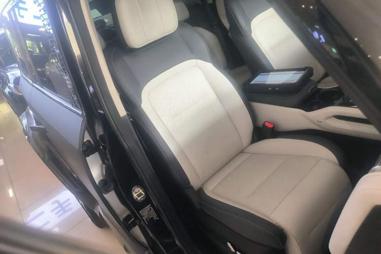 Used  03 2024 501km Four-wheel Drive Long-range Intelligent Driving Edition
