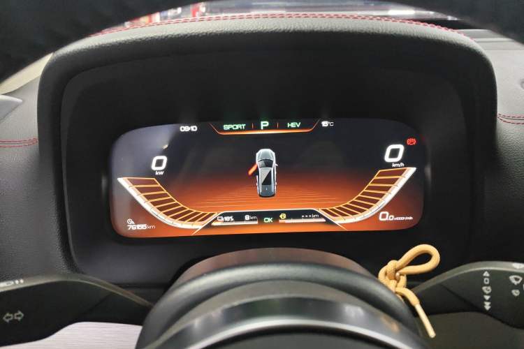 Used BYD Tang New Energy 2018 DM 2.0T All-Wheel Drive Smart Connectivity Luxury Model 7 Seats China V Emission Standard