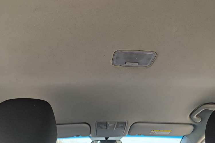 Used Hyundai Elantra 2016 1.6L Automatic Smart Version
