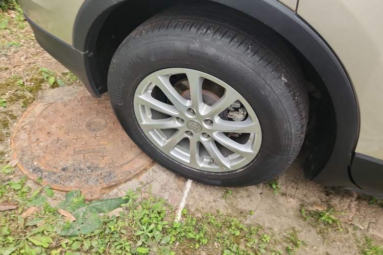 Used Buick Envision 2015 20T Two-Wheel-Drive Leading Model
