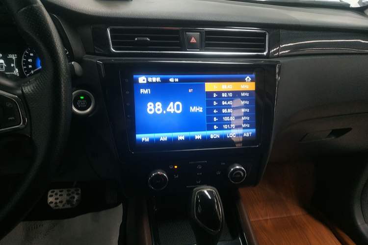 Used Dongfeng Fengon 580 2016 Revised Version 1.5T CVT Luxury Edition
