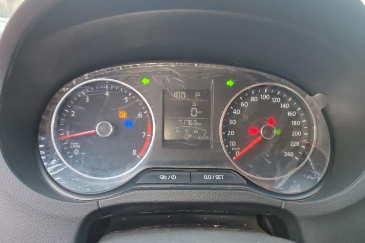 Used Volkswagen Polo 2016 1.6L Automatic Comfort Model
