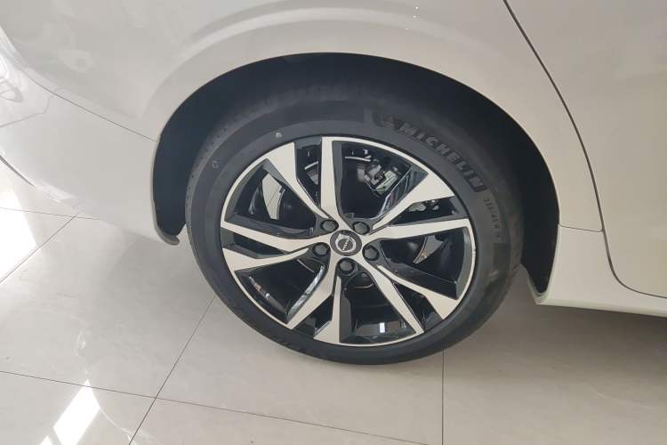 Used Volvo S60 2025 B5 Zhiya Sport Edition
