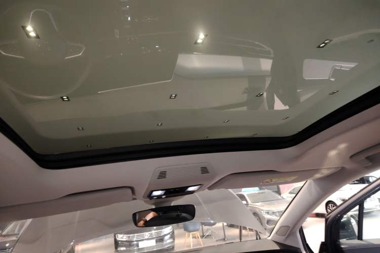 Used Volkswagen Talagon 2023 Facelift 380TSI All-Wheel-Drive Luxury Jiajing Pro 6-Seater
