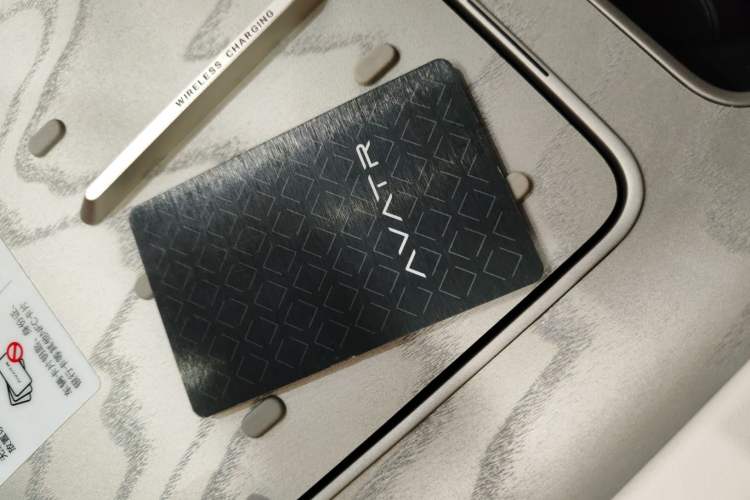 Used  12 2024 700 Three-Laser Rear-Wheel Drive Luxury Edition
