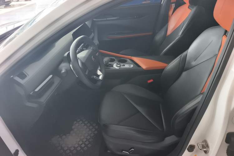 Used Changan UNI-V 2022 1.5T Prestige Version
