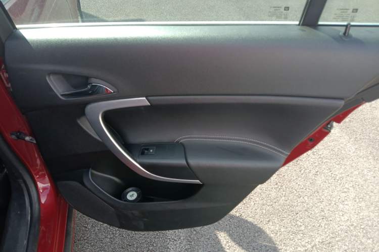 Used Buick Regal 2014 1.6T Fashionable Tech Edition