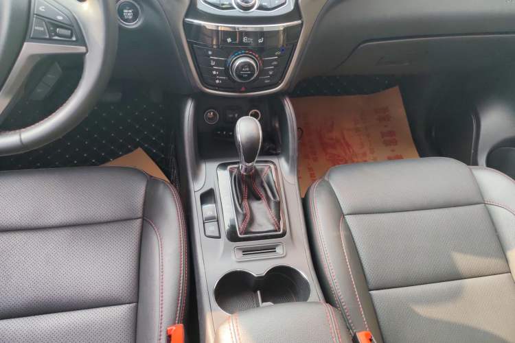 Used Changan CS75 2016 1.8T Automatic Elite Model China V Standard