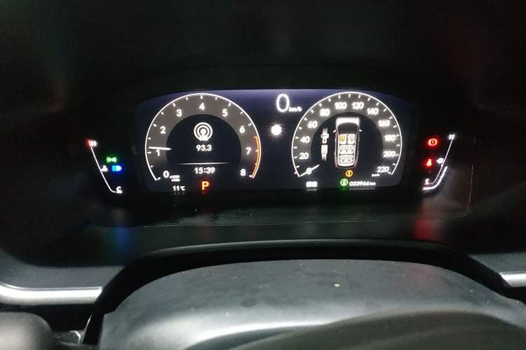 Used Honda CR-V 2023 240TURBO Two-Wheel Drive Deluxe Edition 7 Seats
