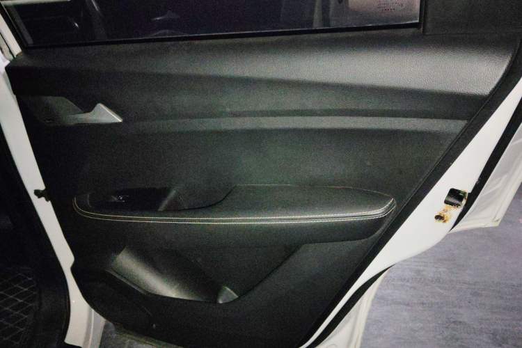 Used Baojun 530 2020 1.5T Manual Luxury Version 6 Seats
