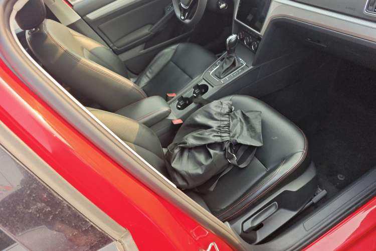 Used Volkswagen Lamando 2019 230TSI DSG Fashion Edition China V Standard