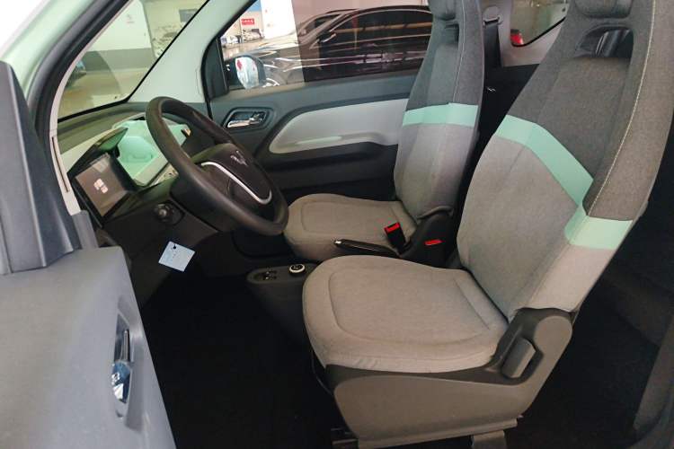 Used Wuling Hongguang MINIEV 2021 Macaron Premium Model – Lithium Iron Phosphate