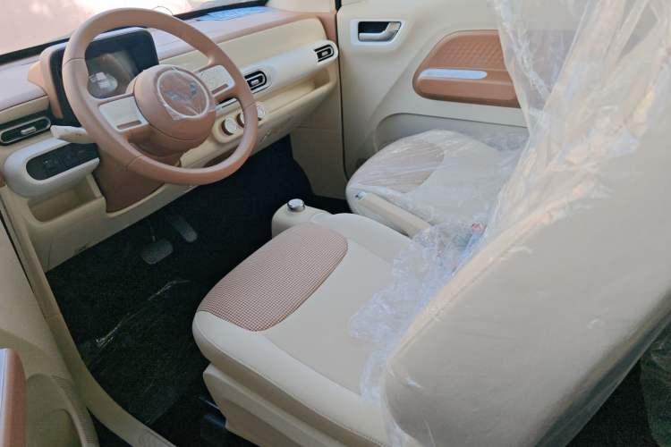 Used Wuling Hongguang MINIEV 2024 3rd Generation 215km Youth Edition