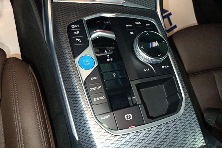 Used BMW i3 2023 eDrive 40 L Midnight Sports Package