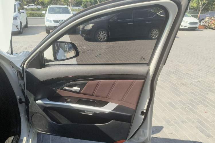 Used BAIC Senova D70 2018 Performance Version 1.8T Comfort Version
