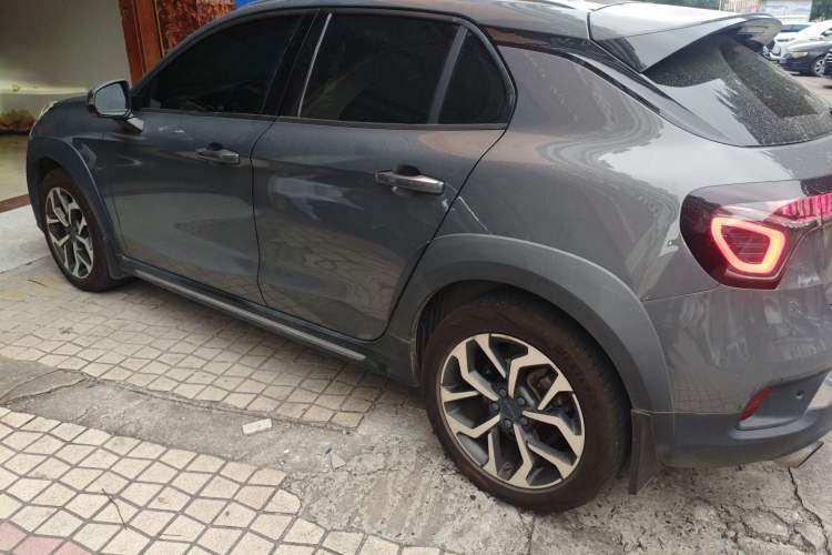 Used Lynk & Co 02 2018 1.5T DCT Two-Wheel Drive Sporty Version China V Standard