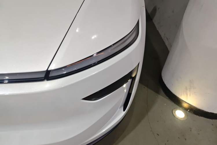 Used Tesla Model Y 2025 Long-Range All-Wheel Drive First Edition