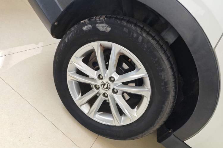 Used Dongfeng Fengon 580 2017 1.5T CVT Comfort Model
