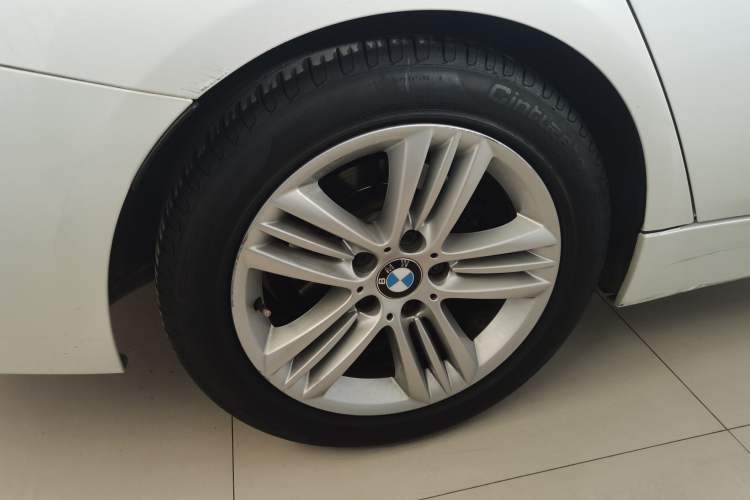 Used BMW 3 Series 2017 320Li Fashion Model
