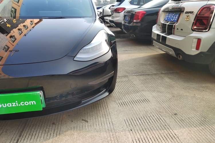 Used Tesla Model 3 2022 Performance High-Performance All-Wheel-Drive Version
