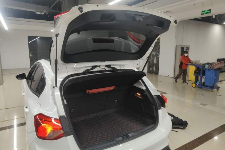 Used Ford Focus 2021 Hatchback EcoBoost 180 Automatic Titanium Edition