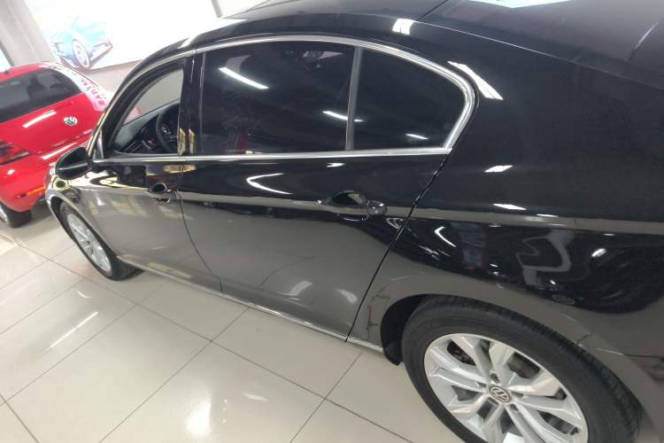 Used Volkswagen Magotan 2018 Facelift 330TSI DSG Luxury Model
