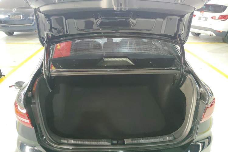 Used Volkswagen Lavida 2023 1.5L Automatic Starry Sky 5 Million Edition