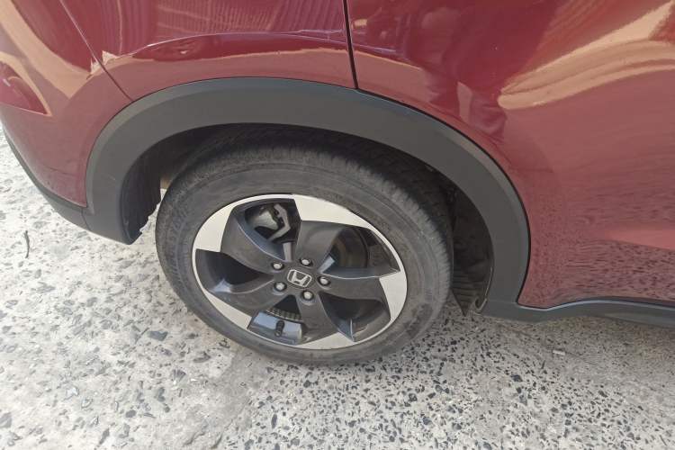 Used Honda Vezel 2017 1.8L CVT Front-Wheel Drive Pioneer Edition
