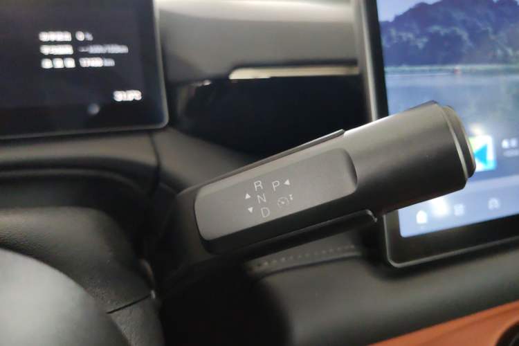 Used AION V 2024 Aion Tyrannosaurus 650 LiDAR Edition
