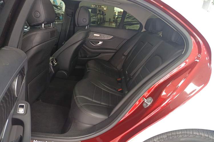 Used Mercedes-Benz C-Class 2017 Facelift C 200 L Sport Edition
