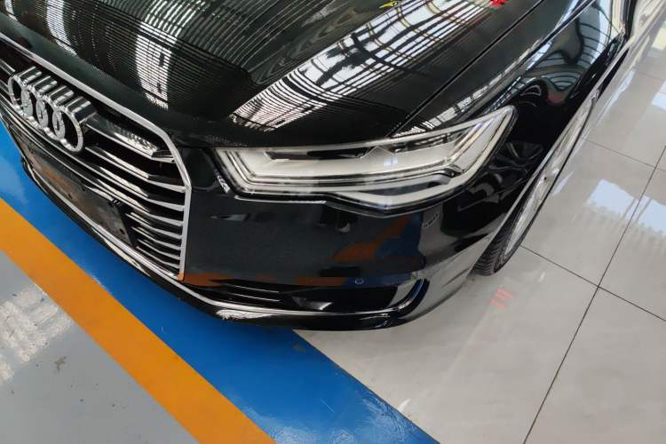 Used Audi A6L 2018 30th Anniversary Edition 35 TFSI Fashion Model
