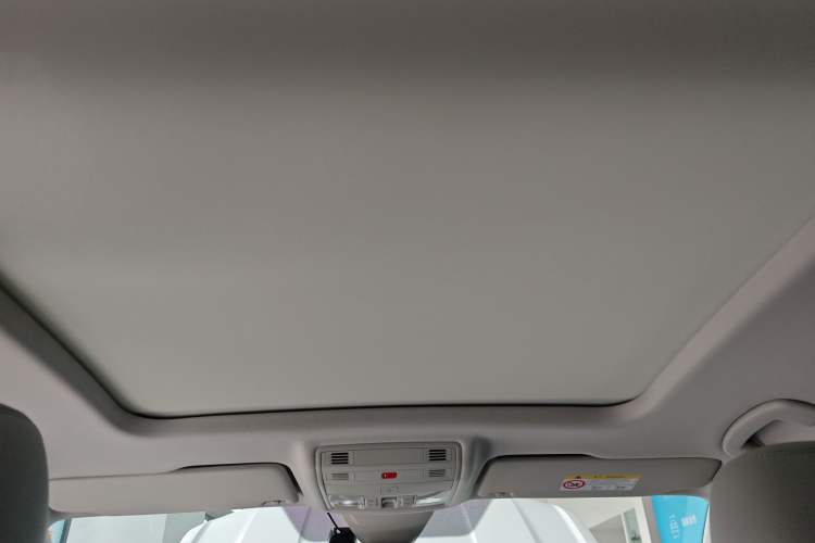 Used Volkswagen Tharu 2024 300TSI Two-Wheel-Drive Full Moon Edition
