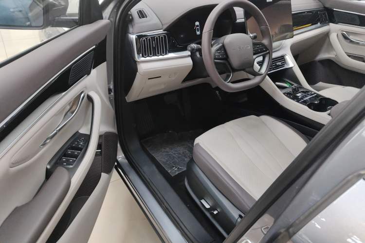 Used BYD Song PLUS New Energy 2025 DM-i Smart Drive 112KM Prestige Model
