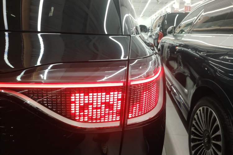 Used Hima AITO M9 2024 Range-Extended Max Edition 42 kWh 5-Seater Version
