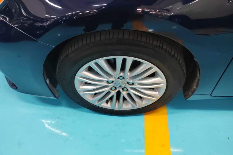 Used Lexus ES 2015 200 Elite Edition
