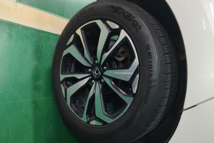 Used Honda UR-V 2017 240TURBO Two-Wheel Drive Luxury Edition China V
