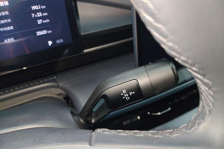 Used  E5 2024 530km Starship Edition
