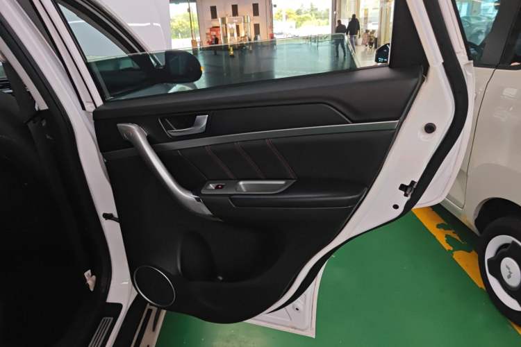 Used Haval H6 2017 Revised Blue-Label Sport Version 1.5T Automatic Two-Wheel Drive Luxury Trim
