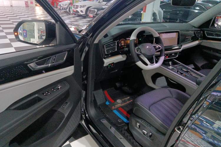 Used Volkswagen Teramont 2021 330TSI Two-Wheel-Drive Prestige Luxury Edition
