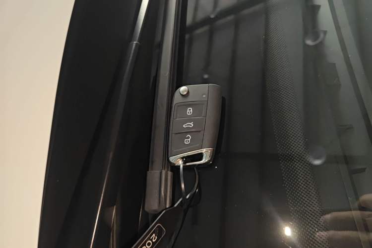 Used Volkswagen Tiguan L 2022 330TSI Automatic Two-Wheel Drive Comfort Edition
