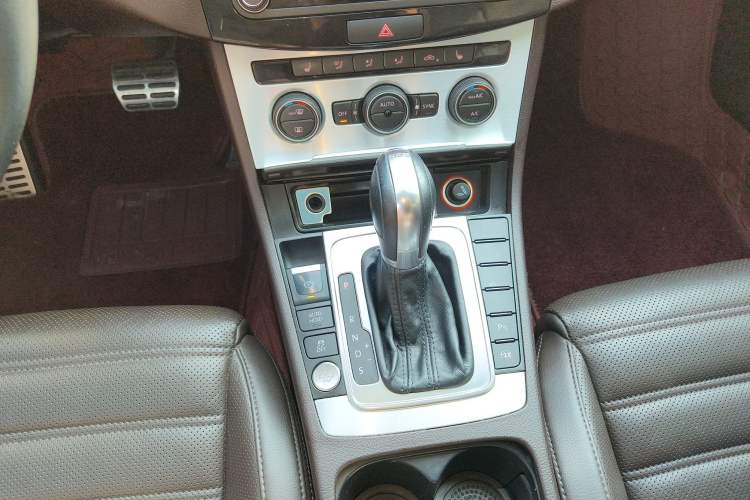 Used Volkswagen FAW-Volkswagen CC 2018 1.8TSI Luxury Model
