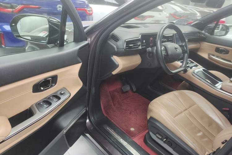 Used Nio ES8 2020 415 km Signature Edition 6-Seater Version
