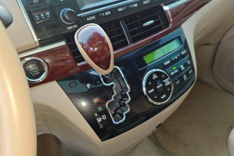 Used Toyota Previa 2012 2.4L 7-Seater Luxury Edition